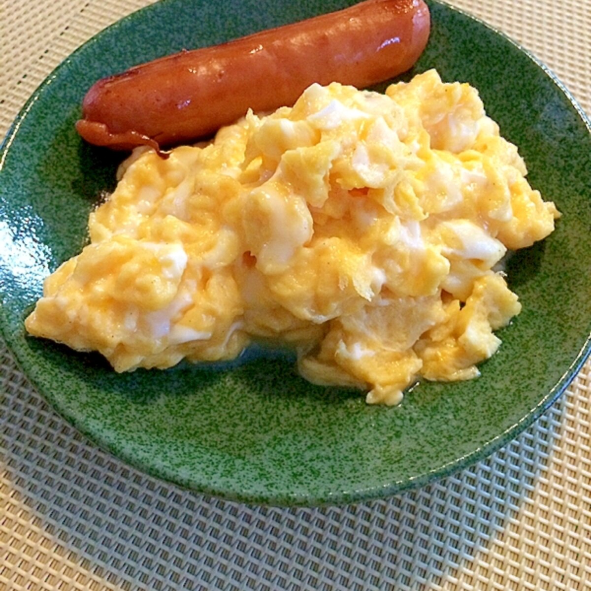 チーズ入りスクランブルエッグ レシピ 作り方 By きのこのみみ 楽天レシピ チーズ入りスクランブルエッグ レシピ 作り方 By きのこのみみ 楽天レシピ